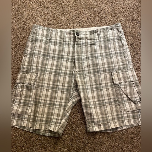 Men’s Plaid shorts - Picture 1 of 4